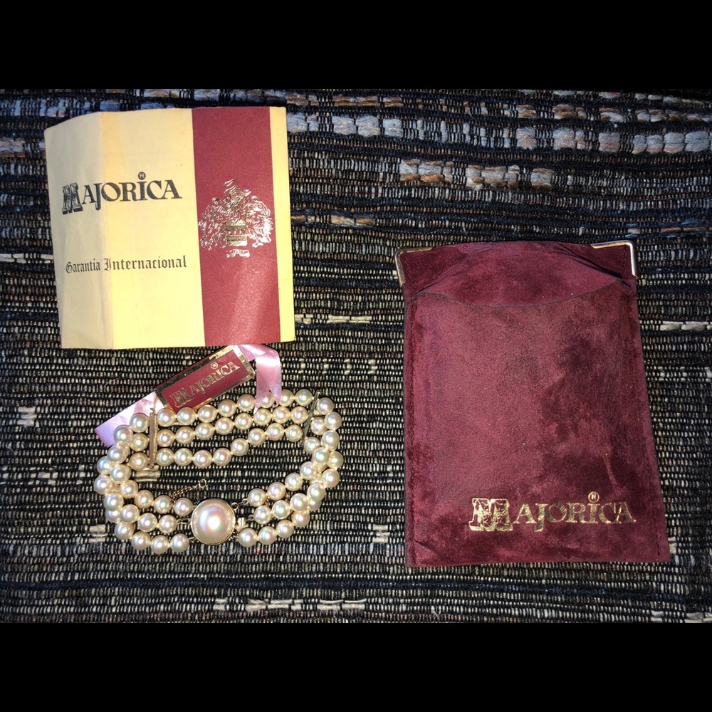 Pearl Bracelet